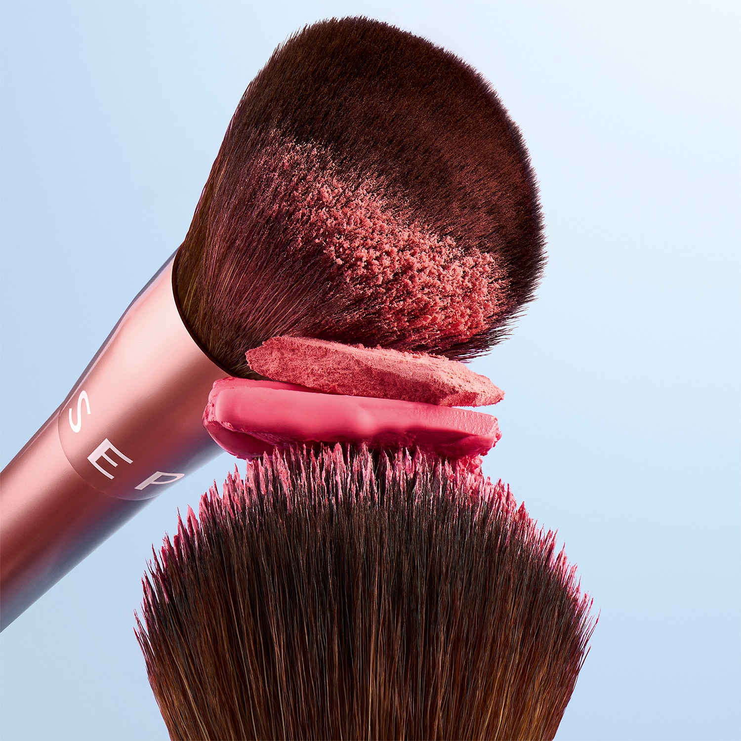 DUO CHEEK BRUSH-25 (BROCHA DE MAQUILLAJE CON DOBLE PUNTA)